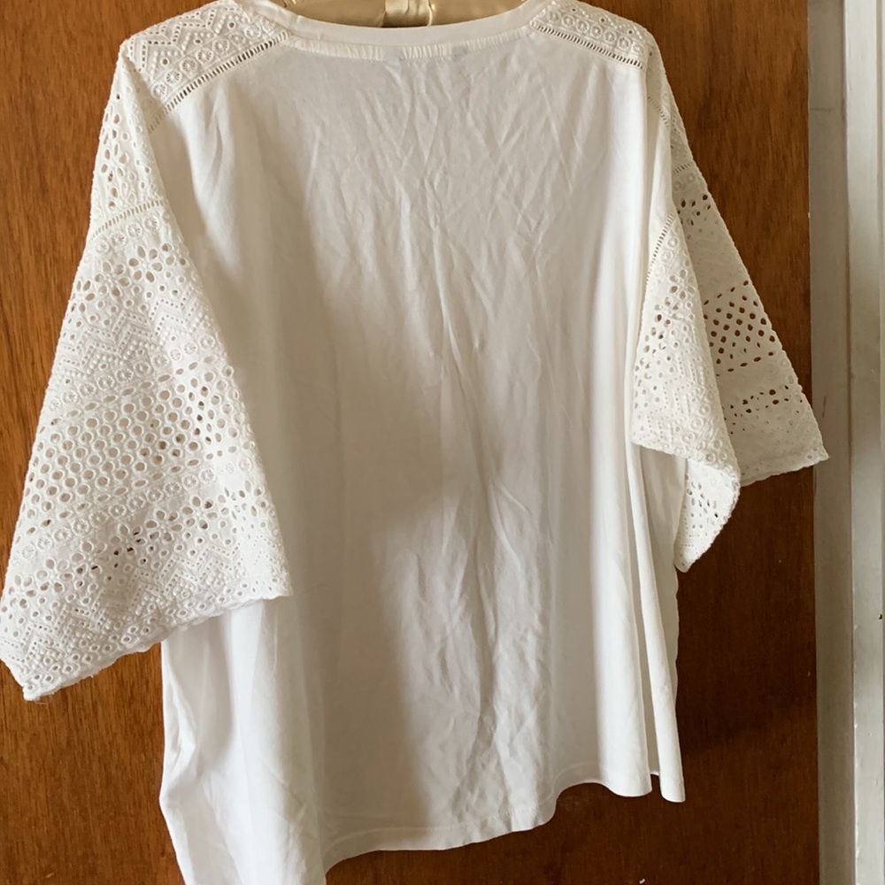 Lauren Eyelet Tee - Picture 3 of 4